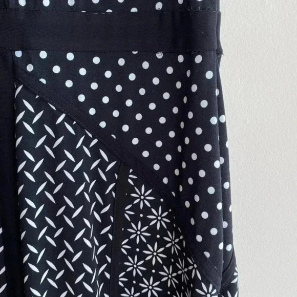 Just…Taylor Black and White Print A-Line Dress, Polka Dot Floral Dress, Size 2 - Picture 10 of 16